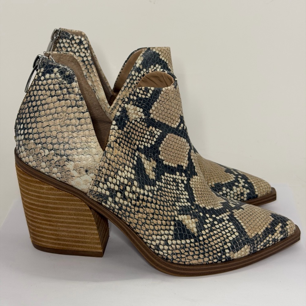 Steve Madden Camryn Snakeskin Snake Print Boots Booties